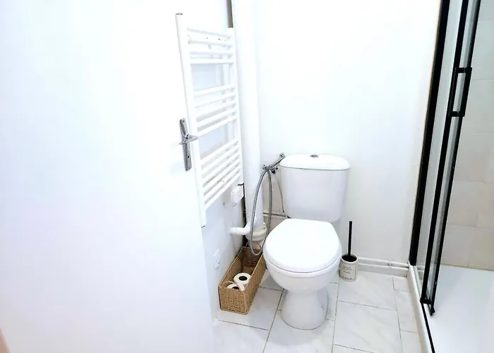 Vie Caennaise Au Port & Vaugueux Apartment *